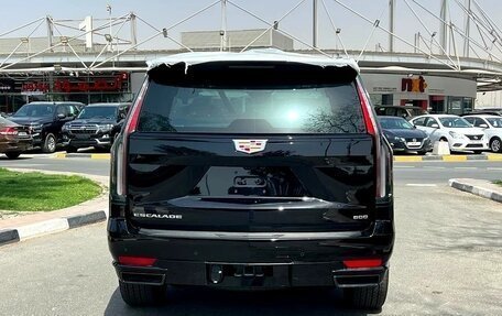 Cadillac Escalade V, 2024 год, 13 750 000 рублей, 6 фотография