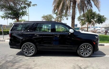 Cadillac Escalade V, 2024 год, 13 750 000 рублей, 7 фотография