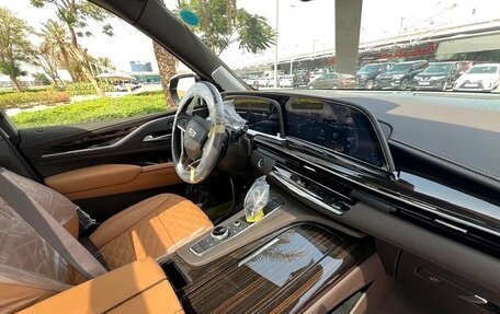 Cadillac Escalade V, 2024 год, 13 750 000 рублей, 11 фотография