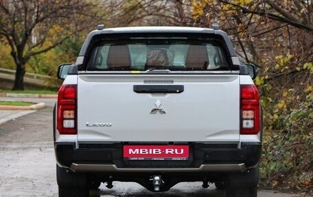 Mitsubishi L200, 2025 год, 5 600 000 рублей, 4 фотография
