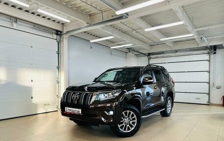 Toyota Land Cruiser Prado 150 рестайлинг 2, 2018 год, 4 399 900 рублей, 1 фотография