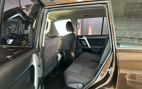 Toyota Land Cruiser Prado 150 рестайлинг 2, 2018 год, 4 399 900 рублей, 18 фотография