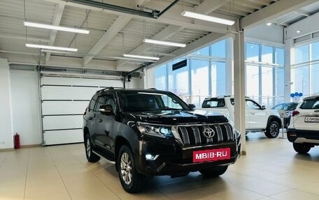 Toyota Land Cruiser Prado 150 рестайлинг 2, 2018 год, 4 399 900 рублей, 8 фотография