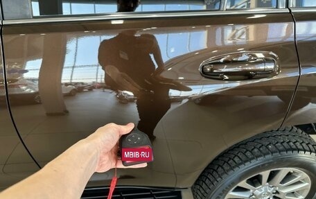 Toyota Land Cruiser Prado 150 рестайлинг 2, 2018 год, 4 399 900 рублей, 23 фотография