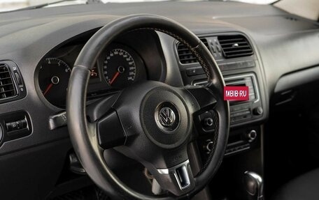Volkswagen Polo VI (EU Market), 2014 год, 800 000 рублей, 11 фотография