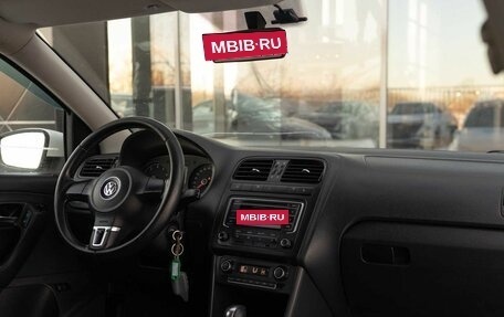 Volkswagen Polo VI (EU Market), 2014 год, 800 000 рублей, 10 фотография