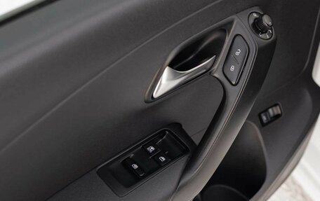 Volkswagen Polo VI (EU Market), 2014 год, 800 000 рублей, 15 фотография