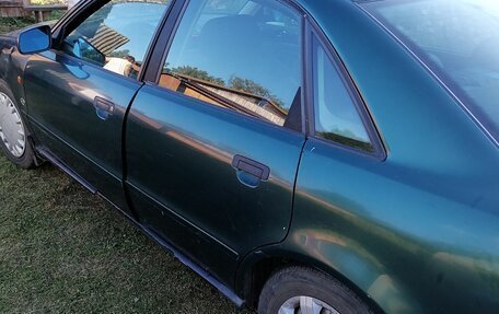 Audi A4, 1996 год, 200 000 рублей, 3 фотография