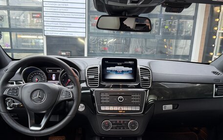 Mercedes-Benz GLE, 2018 год, 4 200 000 рублей, 18 фотография