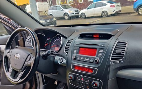 KIA Sorento II рестайлинг, 2014 год, 1 700 000 рублей, 15 фотография