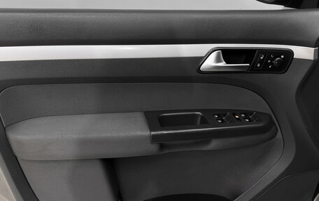 Volkswagen Touran III, 2011 год, 1 090 000 рублей, 10 фотография