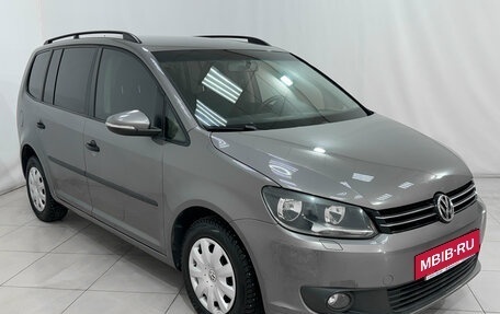 Volkswagen Touran III, 2011 год, 1 090 000 рублей, 4 фотография