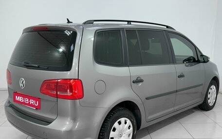 Volkswagen Touran III, 2011 год, 1 090 000 рублей, 5 фотография