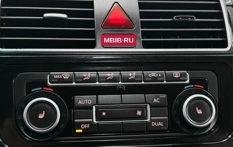 Volkswagen Touran III, 2011 год, 1 090 000 рублей, 23 фотография