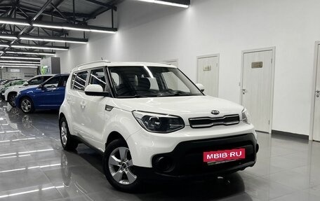KIA Soul II рестайлинг, 2017 год, 1 545 000 рублей, 5 фотография