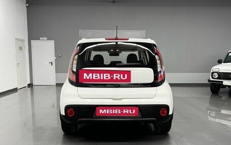 KIA Soul II рестайлинг, 2017 год, 1 545 000 рублей, 4 фотография