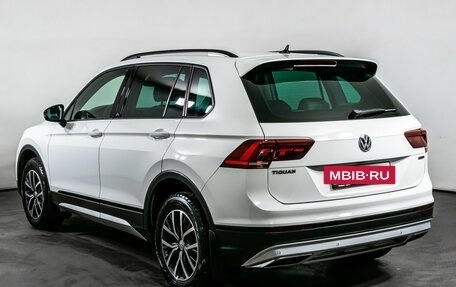 Volkswagen Tiguan II, 2019 год, 2 940 000 рублей, 7 фотография