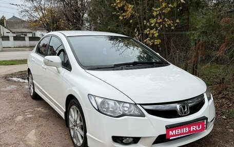Honda Civic VIII, 2010 год, 700 000 рублей, 2 фотография