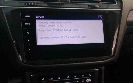 Volkswagen Tiguan II, 2022 год, 3 055 000 рублей, 21 фотография