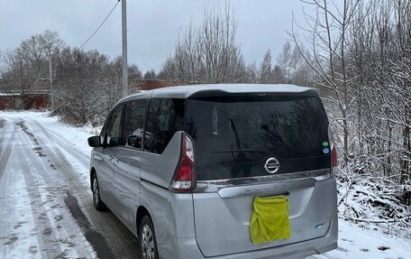 Nissan Serena IV, 2018 год, 2 100 000 рублей, 11 фотография