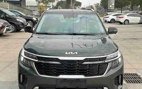 KIA Seltos I, 2024 год, 1 750 998 рублей, 2 фотография