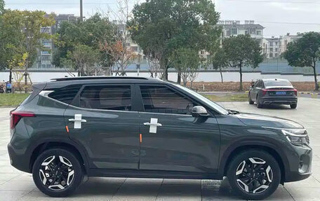 KIA Seltos I, 2024 год, 1 750 998 рублей, 5 фотография