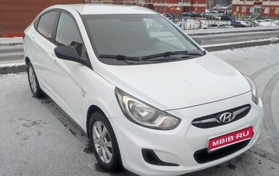 Hyundai Solaris II рестайлинг, 2013 год, 1 100 000 рублей, 1 фотография