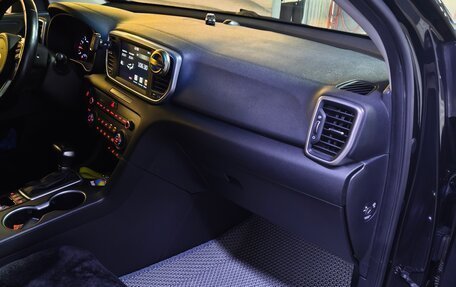 KIA Sportage IV рестайлинг, 2020 год, 2 400 000 рублей, 6 фотография