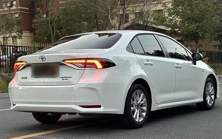 Toyota Corolla, 2024 год, 2 125 000 рублей, 4 фотография