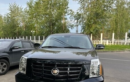 Cadillac Escalade III, 2011 год, 2 500 000 рублей, 1 фотография