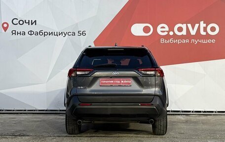 Toyota RAV4, 2019 год, 2 690 000 рублей, 5 фотография