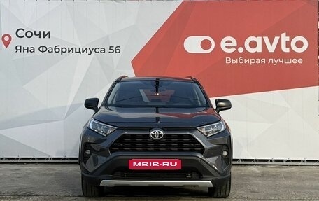 Toyota RAV4, 2019 год, 2 690 000 рублей, 2 фотография