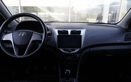 Hyundai Solaris II рестайлинг, 2014 год, 719 000 рублей, 11 фотография