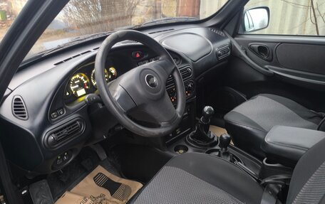 Chevrolet Niva I рестайлинг, 2017 год, 850 000 рублей, 6 фотография