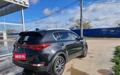 KIA Sportage IV рестайлинг, 2017 год, 2 000 000 рублей, 2 фотография