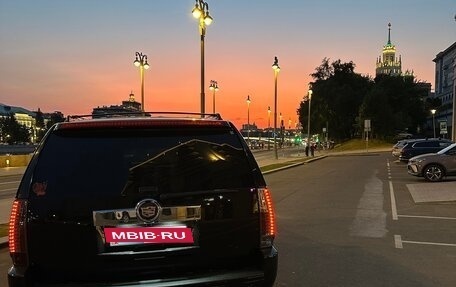 Cadillac Escalade III, 2011 год, 2 500 000 рублей, 3 фотография