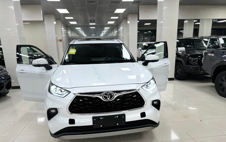 Toyota Highlander, 2025 год, 5 600 000 рублей, 3 фотография