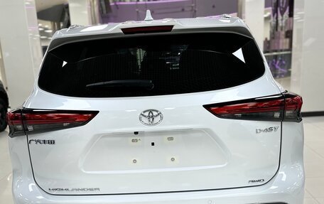 Toyota Highlander, 2025 год, 5 600 000 рублей, 14 фотография