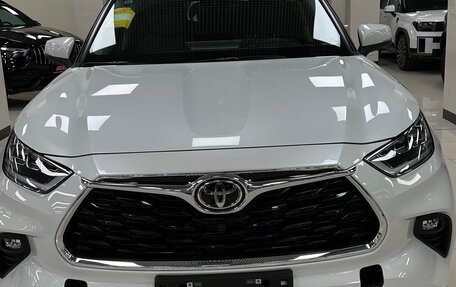 Toyota Highlander, 2025 год, 5 600 000 рублей, 16 фотография
