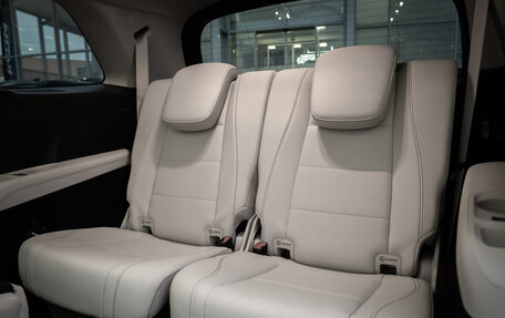 Mercedes-Benz GLS, 2023 год, 14 700 000 рублей, 23 фотография