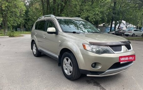 Mitsubishi Outlander III рестайлинг 3, 2008 год, 1 250 000 рублей, 8 фотография