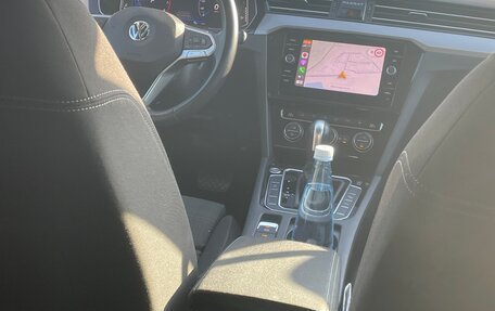 Volkswagen Passat B8 рестайлинг, 2020 год, 2 380 000 рублей, 9 фотография