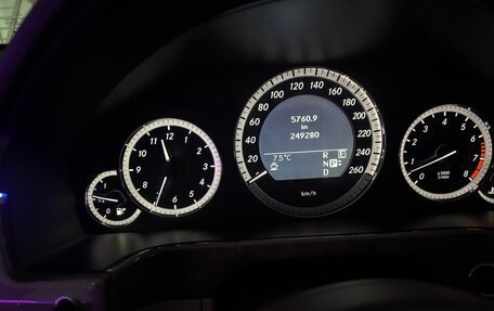 Mercedes-Benz E-Класс, 2010 год, 1 600 000 рублей, 9 фотография