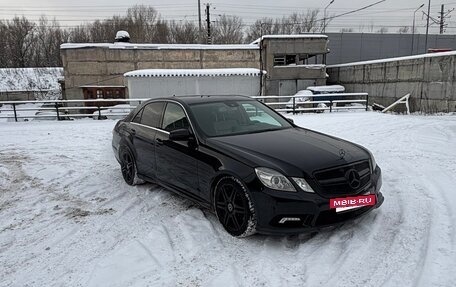 Mercedes-Benz E-Класс, 2010 год, 1 600 000 рублей, 3 фотография