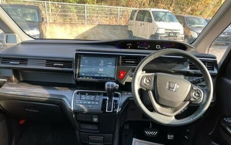 Honda Stepwgn IV, 2016 год, 1 550 000 рублей, 8 фотография