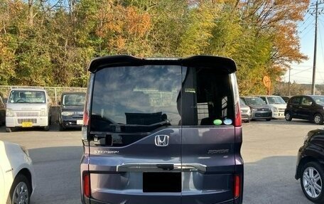 Honda Stepwgn IV, 2016 год, 1 550 000 рублей, 6 фотография