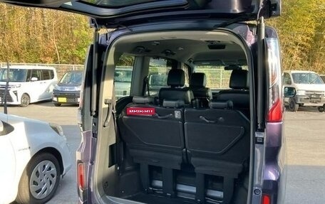 Honda Stepwgn IV, 2016 год, 1 550 000 рублей, 3 фотография