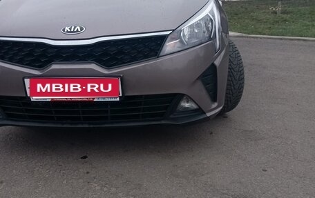 KIA Rio IV, 2021 год, 1 700 000 рублей, 1 фотография