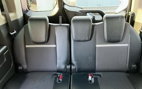 Honda Stepwgn IV, 2016 год, 1 550 000 рублей, 21 фотография