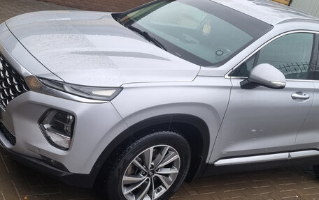 Hyundai Santa Fe IV, 2018 год, 3 045 000 рублей, 2 фотография